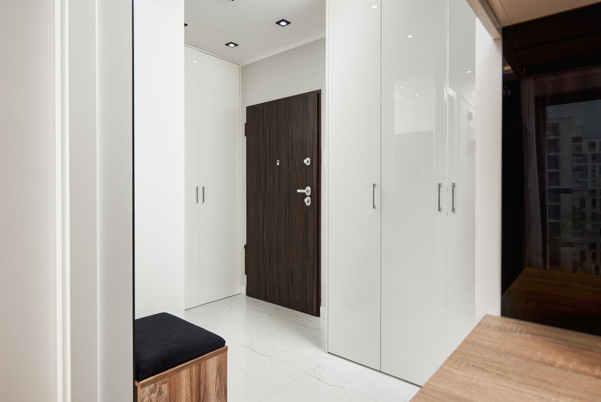 Lumina Apartment With Parking Near Muzeum Powstania Warsaw Luaran gambar