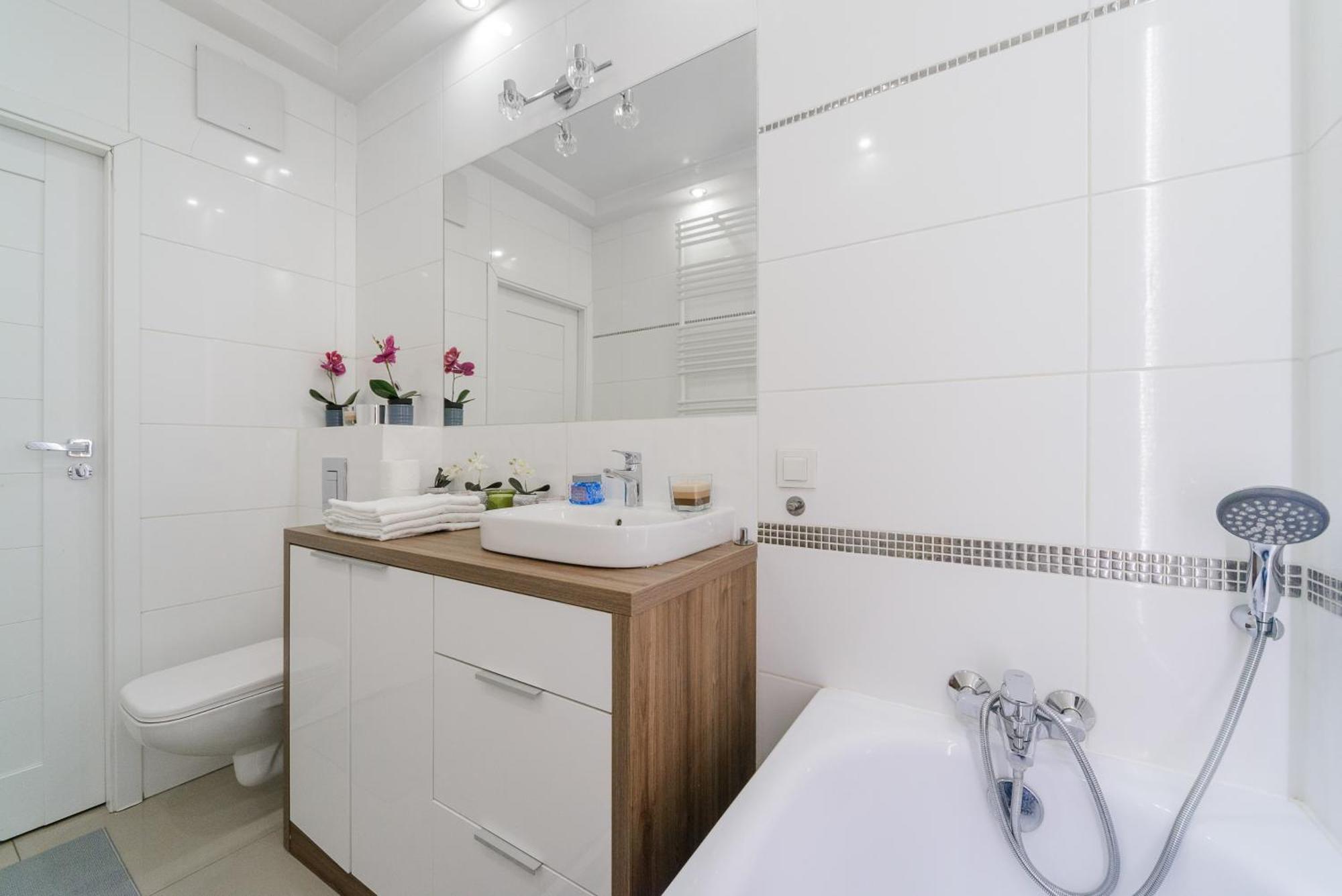 Lumina Apartment With Parking Near Muzeum Powstania Warsaw Luaran gambar